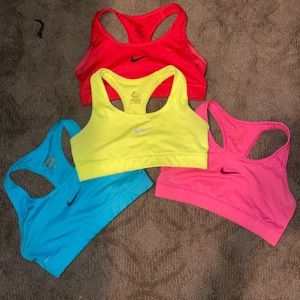 4 Nikes sports bras